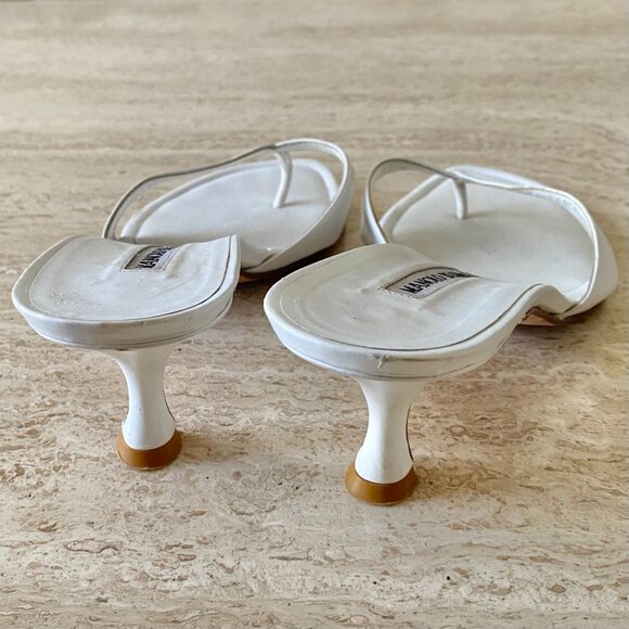 Vintage Manolo Blahnik Thong Kitten Heel Sandals - Picture 7 of 8